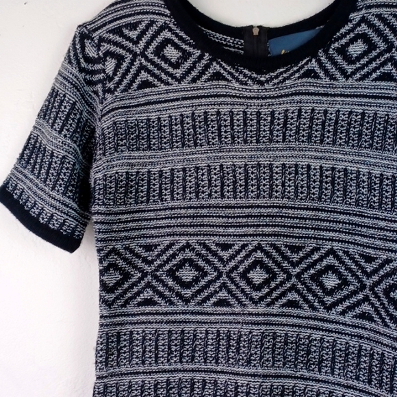 ♥️Bundle Only♥️ Tribal Vibe Graphic Super Cute Sweater Dress - Picture 2 of 11